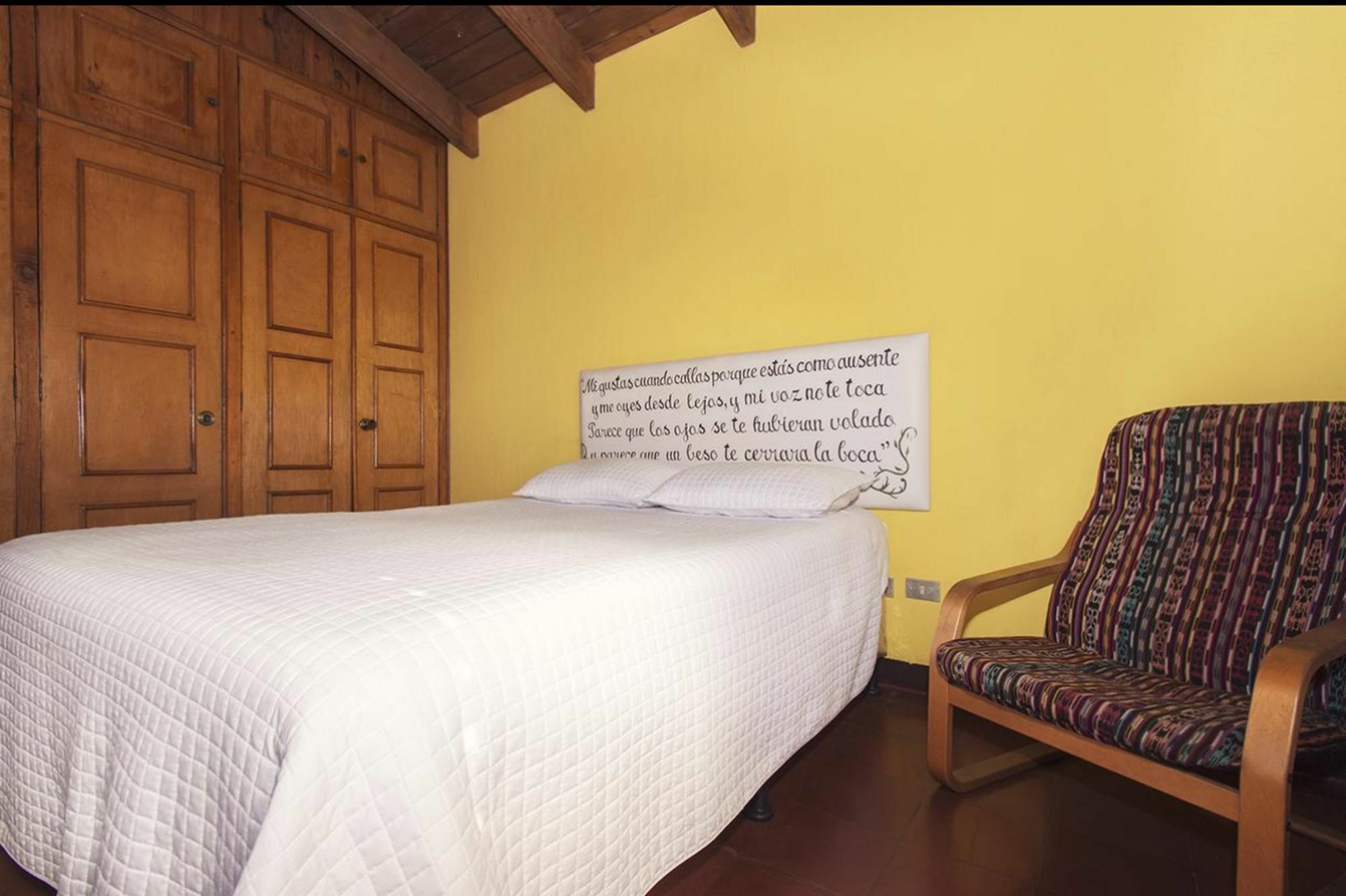 Хостел Quetzalroo Guatemala City Екстер'єр фото